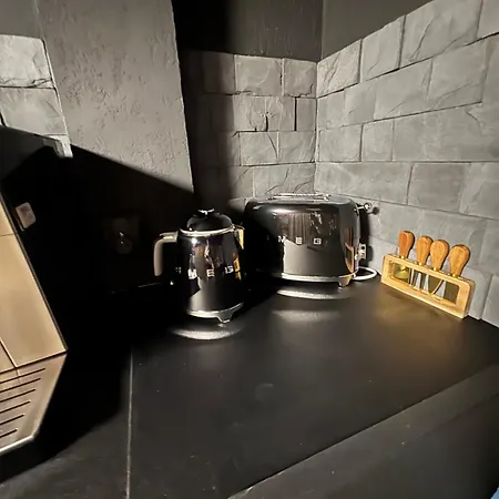 Villa House Of Chelsty (Makow)