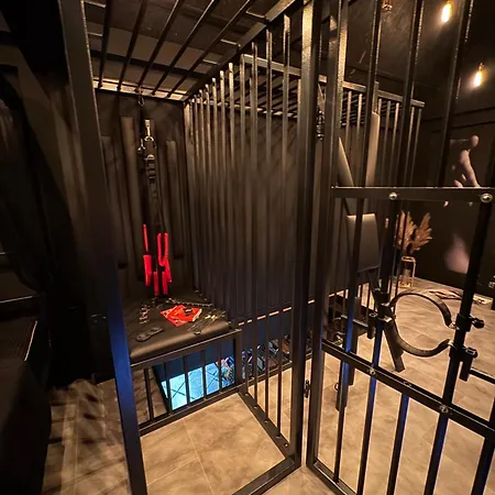 House Of Villa Chelsty (Makow)