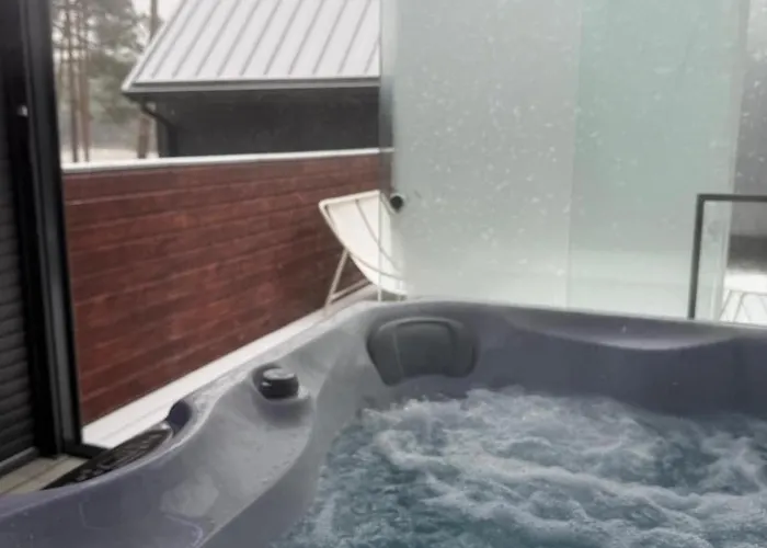 Vila House Of Chelsty (Makow)