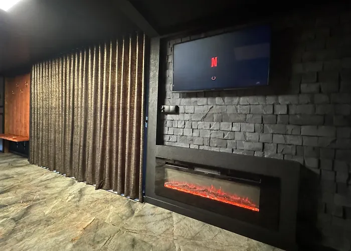 House Of Vila Chelsty (Makow)